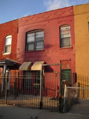 3958 W Ontario St., Chicago, IL 60624