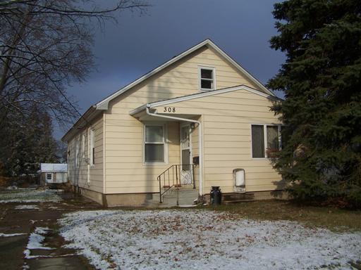 308 Clark St., Oglesby, IL 61348