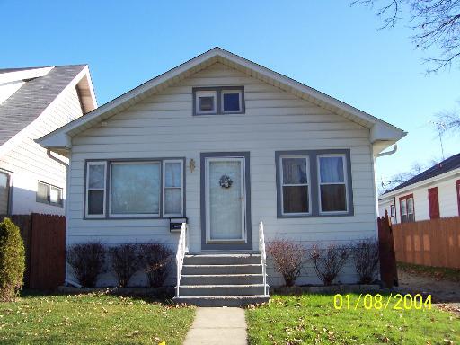131 S Fulton Ave., Waukegan, IL 60085