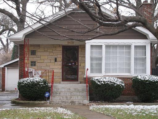 9439 S Longwood Dr., Chicago, IL 60643