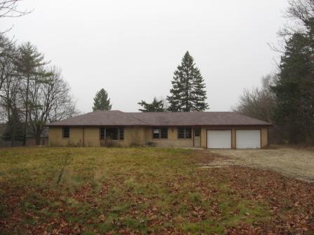 1110 N Summit St., Elgin, IL 60120