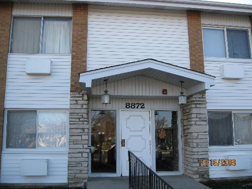 8872 Jody Ln. #2D, Des Plaines, IL 60016