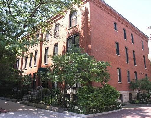 1760 N Wells St. #1B, Chicago, IL 60614