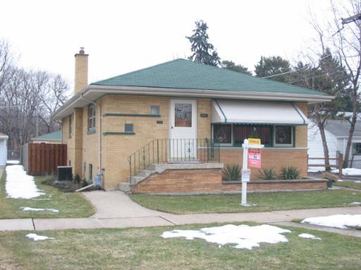 3433 Madison Ave., Brookfield, IL 60513