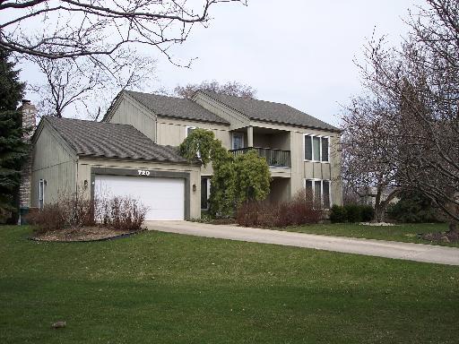 0N720 Herrick Dr., Wheaton, IL 60187