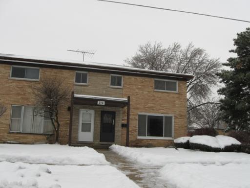 216 Dee Rd. #A, North Aurora, IL 60542