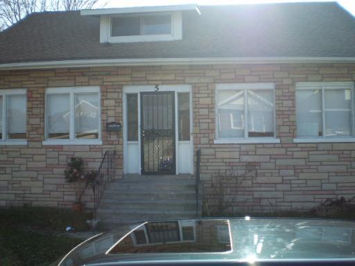 5 W 157th St., Calumet City, IL 60409
