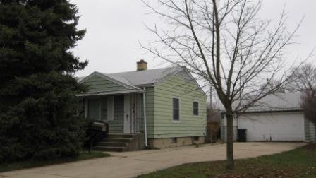 125 Chandler Dr., Mundelein, IL 60060