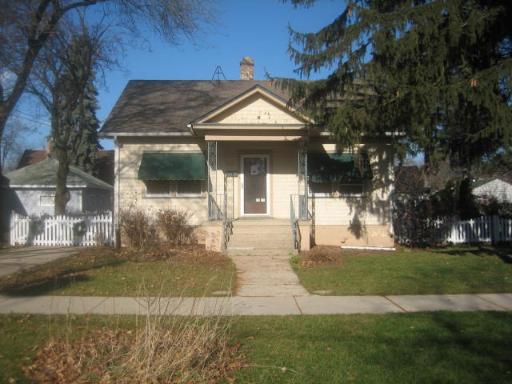 658 Enterprise St., Elgin, IL 60120