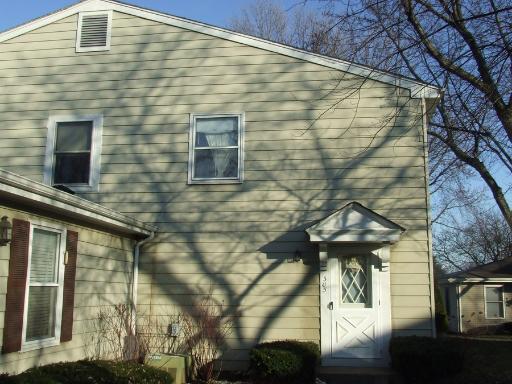 305 Farmington Ln., Vernon Hills, IL 60061