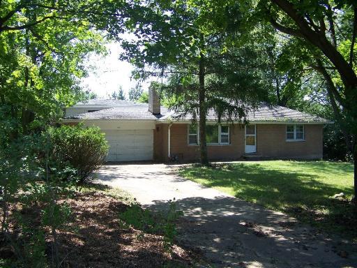 593 Signal Hill Rd., North Barrington, IL 60010