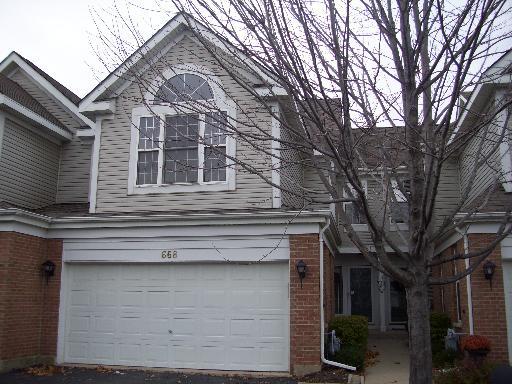 668 Citadel Dr., Westmont, IL 60559