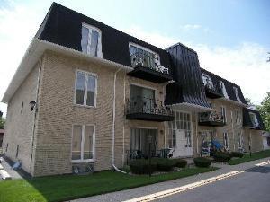 5641 Circle Dr. #204, Oak Lawn, IL 60453