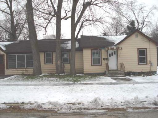 900 Charles St., Aurora, IL 60506