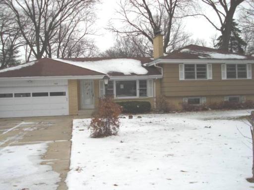 760 Victor Rd., Aurora, IL 60504