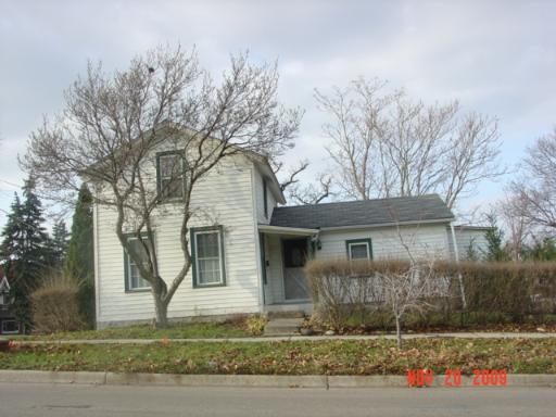 326 W Chicago Ave., Elgin, IL 60123