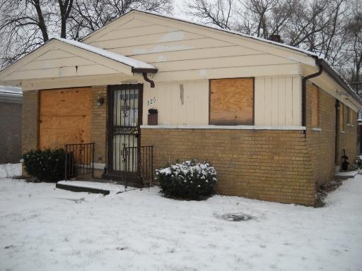 825 W Vermont Ave., Chicago, IL 60643