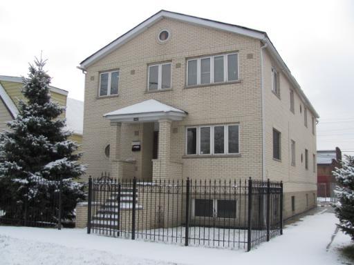 5065 W 32nd Pl., Cicero, IL 60804