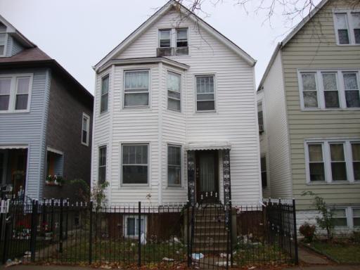 2718 N Ridgeway Ave., Chicago, IL 60647