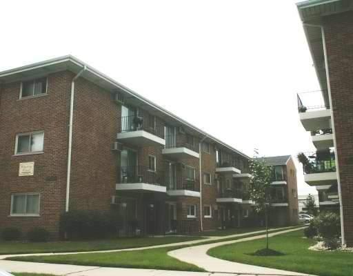 6133 W 64th Pl. #2C, Chicago, IL 60638