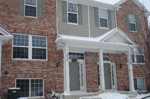 2432 Anna Way St., Elgin, IL 60124