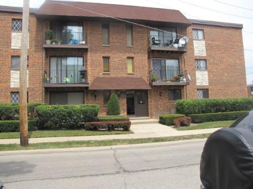 463 Alles St. #3C, Des Plaines, IL 60016