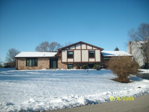 3413 N James Way, Mchenry, IL 60051