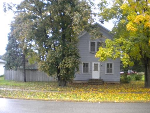 500 W Si Johnson Ave., Sheridan, IL 60551