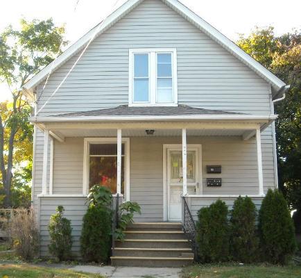 312 Healy St., Elgin, IL 60120