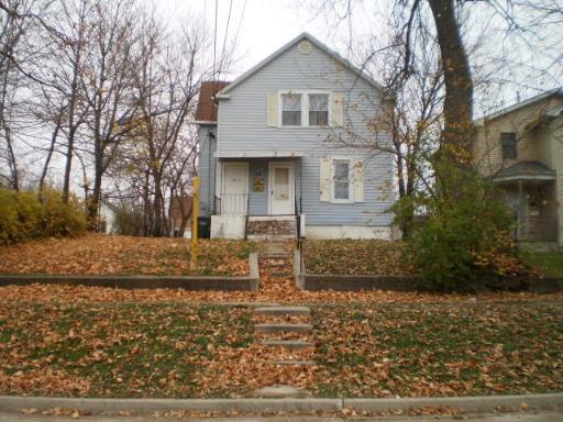 416 Oak St., Waukegan, IL 60085