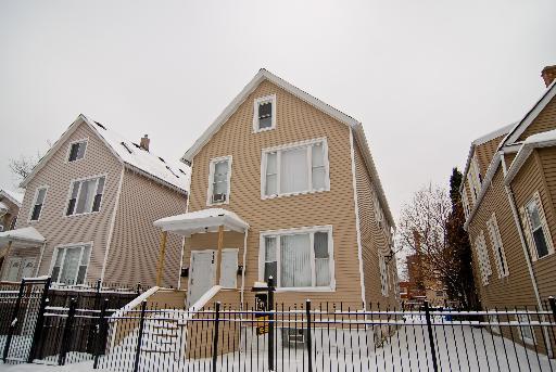 819 N Latrobe Ave., Chicago, IL 60651