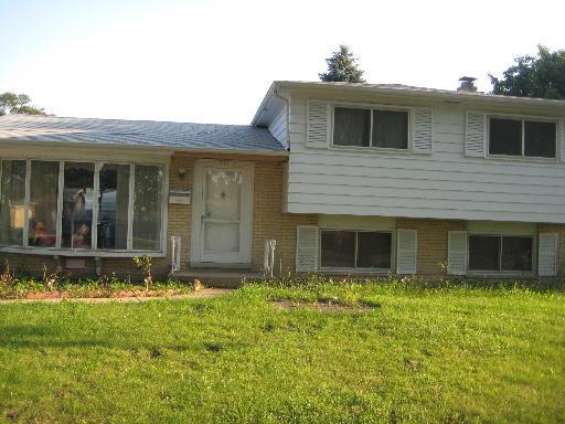 771 Cordial Dr., Des Plaines, IL 60016