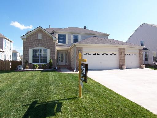 10743 Potomac Dr., Huntley, IL 60142