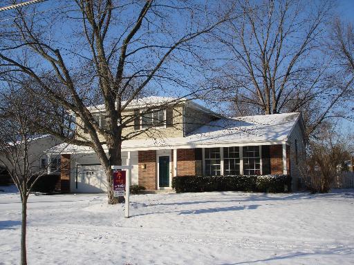345 S River Rd., Naperville, IL 60540