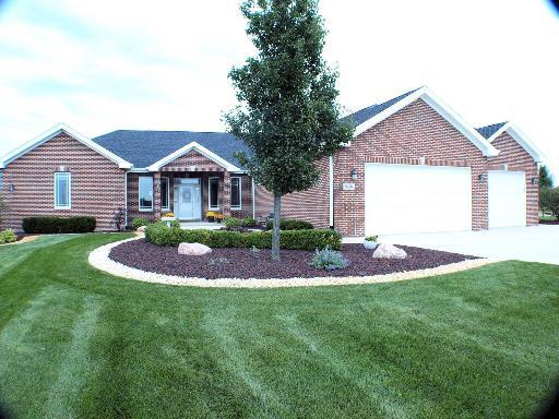 9304 Peninsula Ct., Green Garden, IL 60449