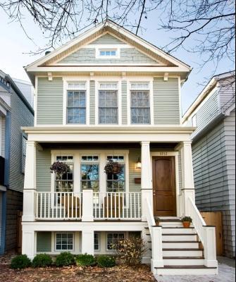 1825 W Barry, Chicago, IL 60657