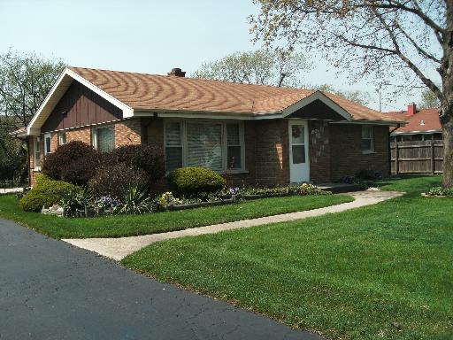 9412 S 77th Ave., Hickory Hills, IL 60457