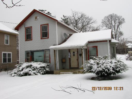 67 Smith St., Aurora, IL 60505