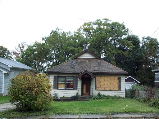 48 Mc Kinley Ave., Fox Lake, IL 60020