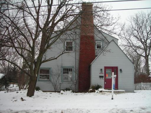 429 Fremont St., Woodstock, IL 60098