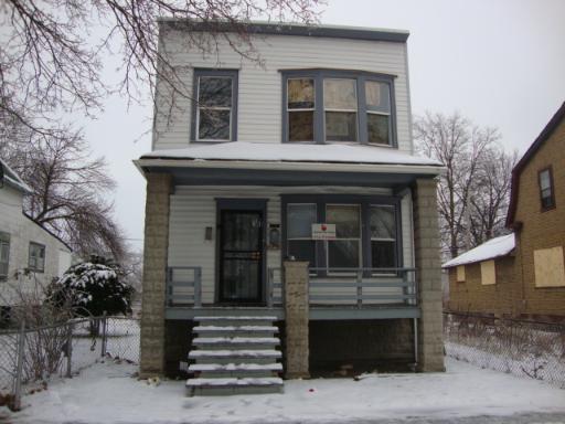 11527 S Perry Ave., Chicago, IL 60628