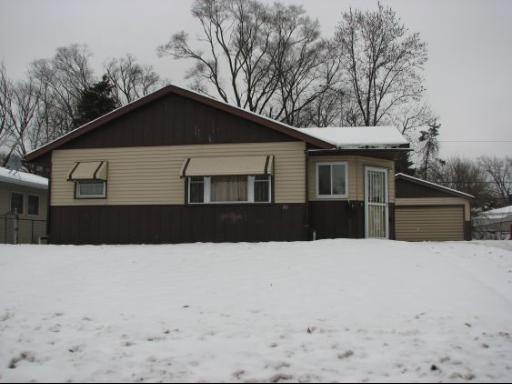 26 Austin, Carpentersville, IL 60110