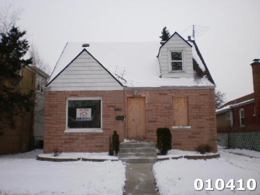 2221 S 23rd Ave., Broadview, IL 60155