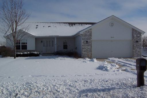 1562 Stefanie Ln., Bourbonnais, IL 60914