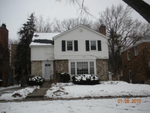 1592 Ashland Ave., Des Plaines, IL 60016