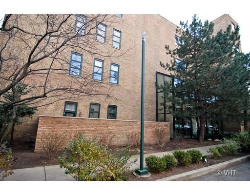 2100 N Racine Ave. #3H, Chicago, IL 60614