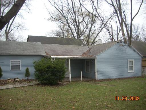 1329 5th Ave., Aurora, IL 60505