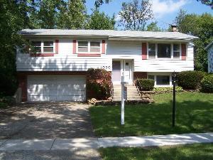 1030 69th St., Darien, IL 60561