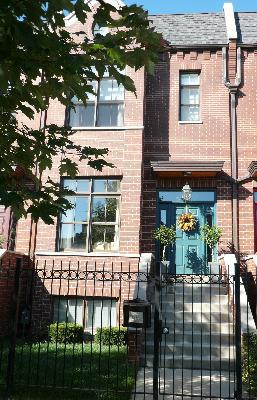 4340 N Leavitt, Chicago, IL 60618
