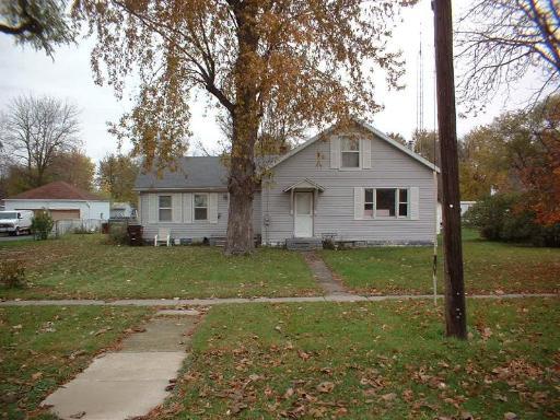207 E Washington, Gardner, IL 60424